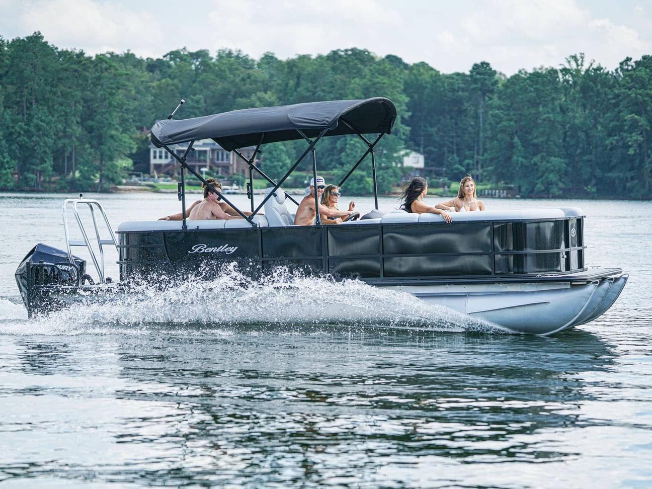 Lake Hartwell Pontoon 2022 24ft 12ppl 140 HP